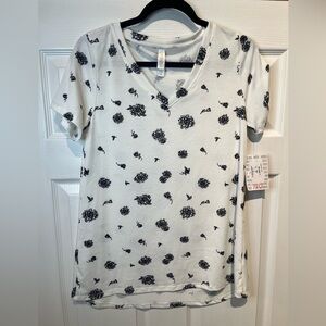 LuLaRoe XS Floral Short Sleeve V Neck T-Shirt